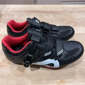 Peloton cycling shoes - women’s 39